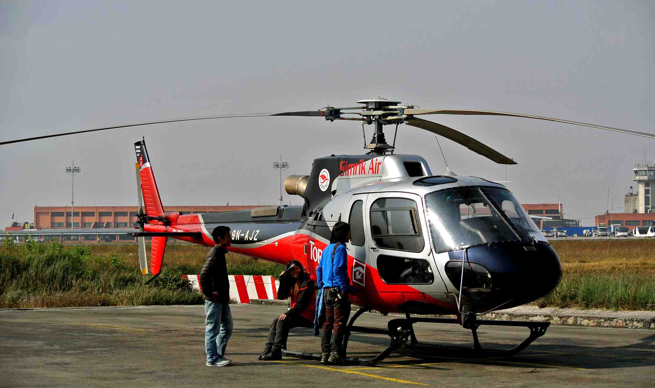 manaslu region helicopter tour